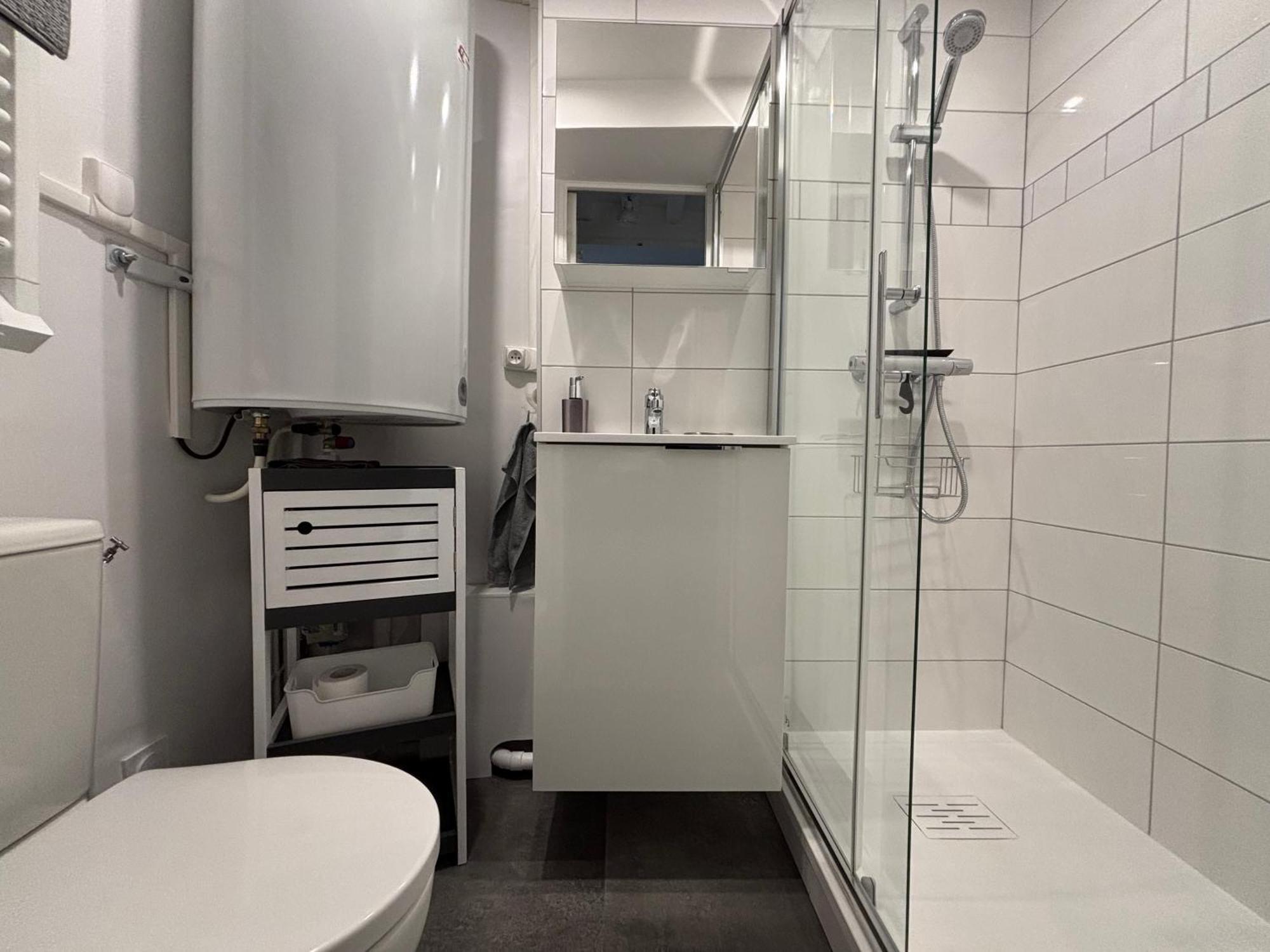 Les Remparts Apt Spacieux 1 Er Etage Renove Joliment Decore Bien Equipe Plein Centre Bayeux Proche Plages Du Debarquement Parking Gratuit A Proximite Eksteriør bilde